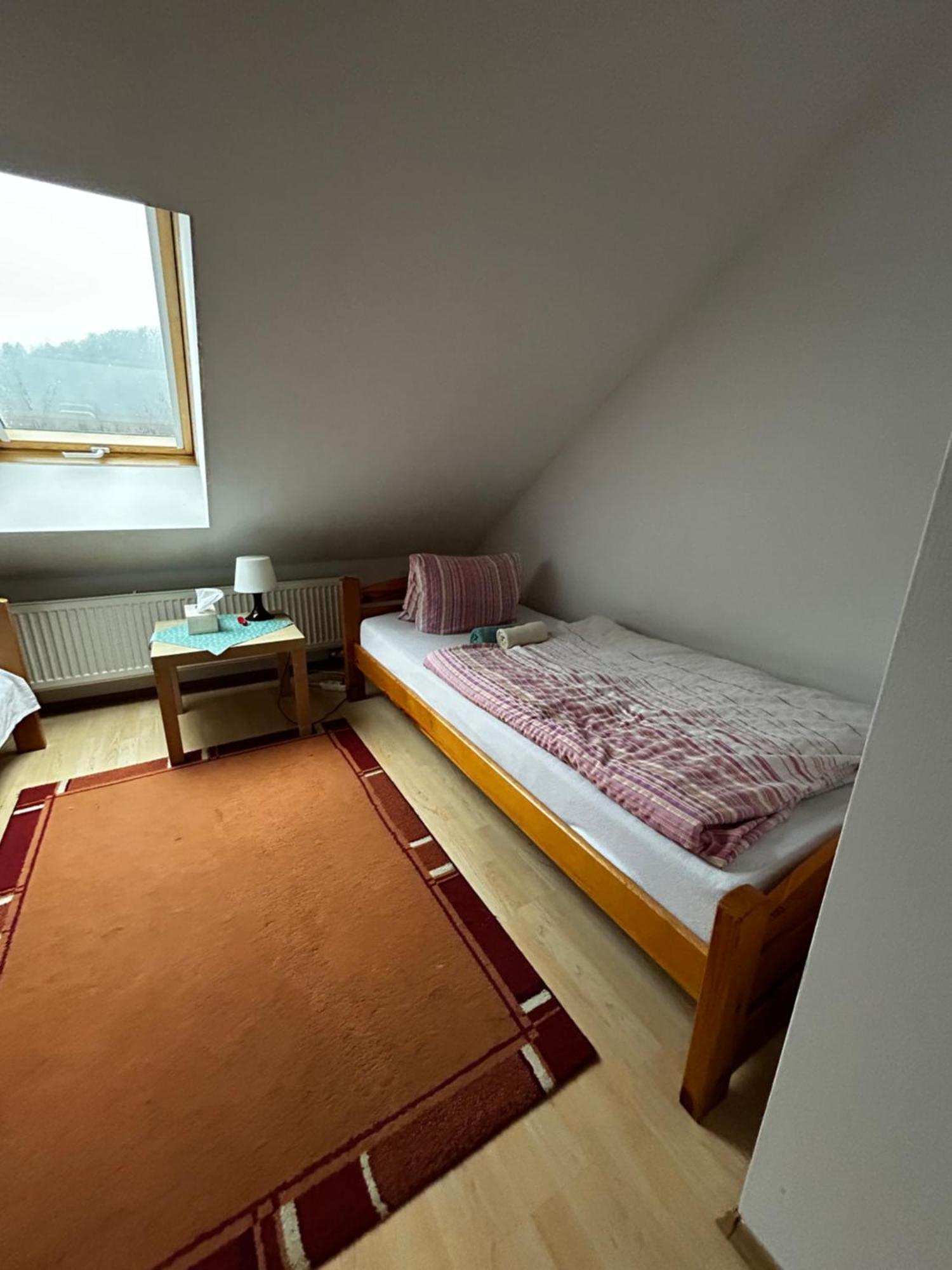 Hostinec Vo Visnovom Stará Turá Екстериор снимка